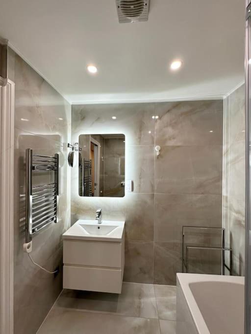 Comfort And Style ! Holiday home *